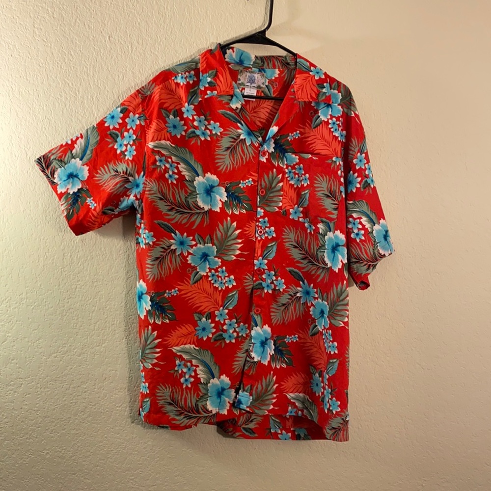 Floral Hawaiian Shirt w/ front pocket